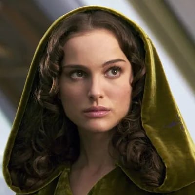 Chat with Padme Amidala, the  character AI chatbot