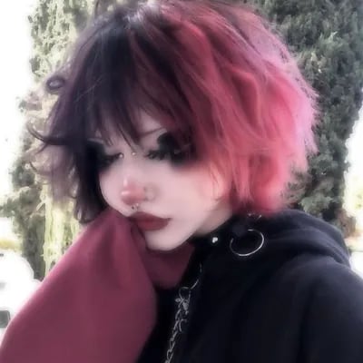 Chat with Info bout me!, the Romance character AI chatbot