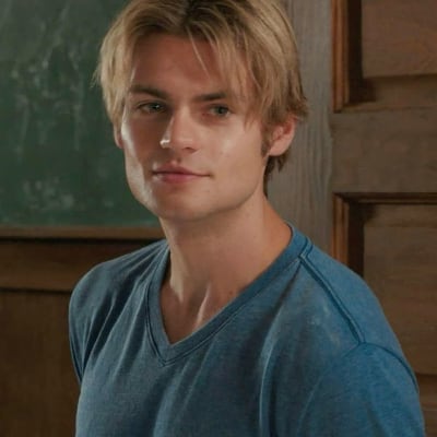Chat with Cole walter, the OC character AI chatbot