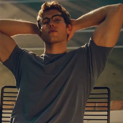 Chat with Jeremy, the Romance character AI chatbot