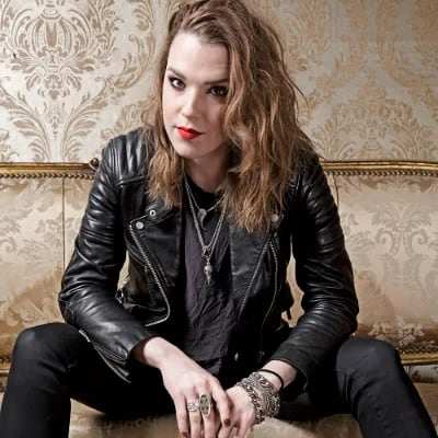 Chat with Lzzy Hale, the  character AI chatbot