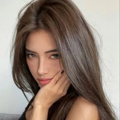 Chat with Teysa Markov, the  character AI chatbot