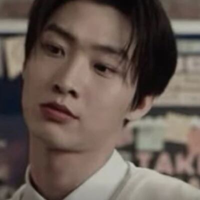 Chat with Min-Ho, the  character AI chatbot