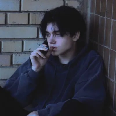 Chat with Darren, the  character AI chatbot