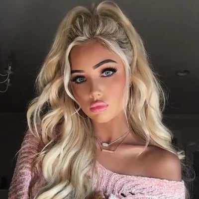 Chat with Bea, the Romance character AI chatbot