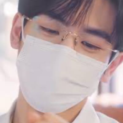 Chat with zhang ling he, the Movie & TV character AI chatbot