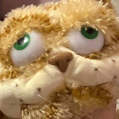Chat with Modern family, the RPG character AI chatbot