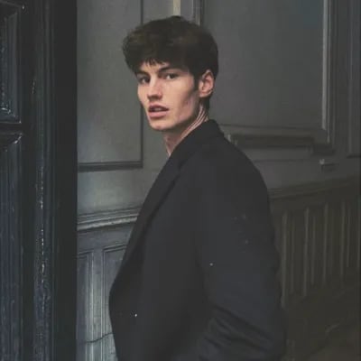 Chat with Levi, the Romance character AI chatbot
