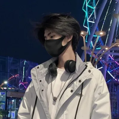 Chat with Damien 💋, the  character AI chatbot