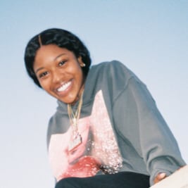 Chat with Kaash Pagie ~wlw~, the Romance character AI chatbot