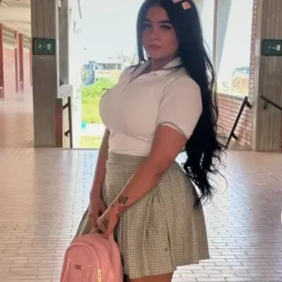 Chat with Valezka, the  character AI chatbot