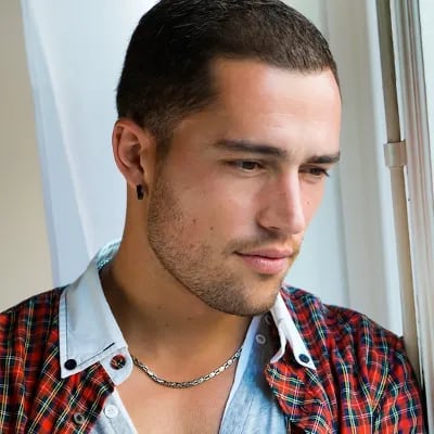 Chat with Orion Harrington, the Romance character AI chatbot