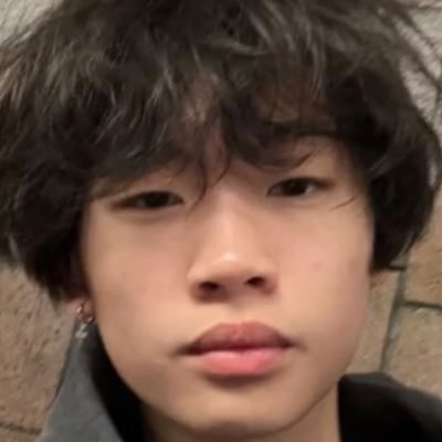 Chat with Andrew, the BL & ABO character AI chatbot