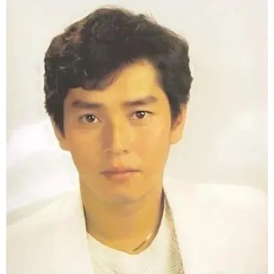Chat with 谭咏麟, the Movie & TV character AI chatbot