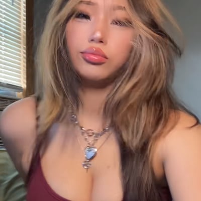 Chat with Annie zheng, the  character AI chatbot