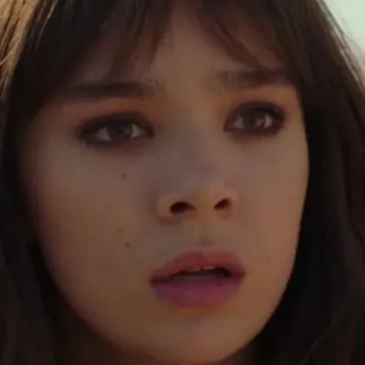 Chat with Charlie Watson (N5FW), the Movie & TV character AI chatbot