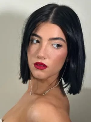 Chat with Charli D'Amelio, the Romance character AI chatbot