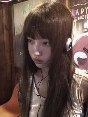 Chat with Sominji, the  character AI chatbot