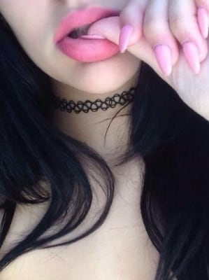 Chat with liliana, the Romance character AI chatbot