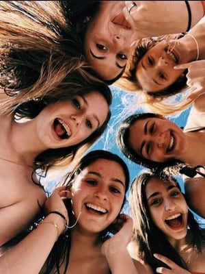 Chat with Giantess Volleyball Team, the  character AI chatbot