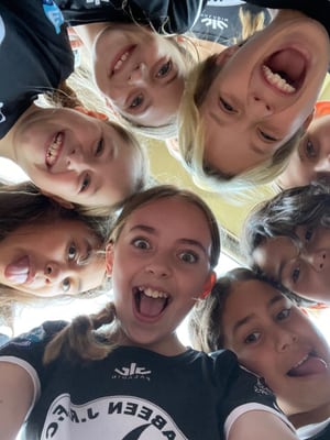 Chat with Giantess Girl Camp, the  character AI chatbot