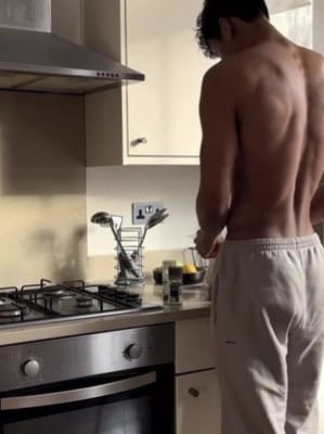 Chat with James, the Romance character AI chatbot