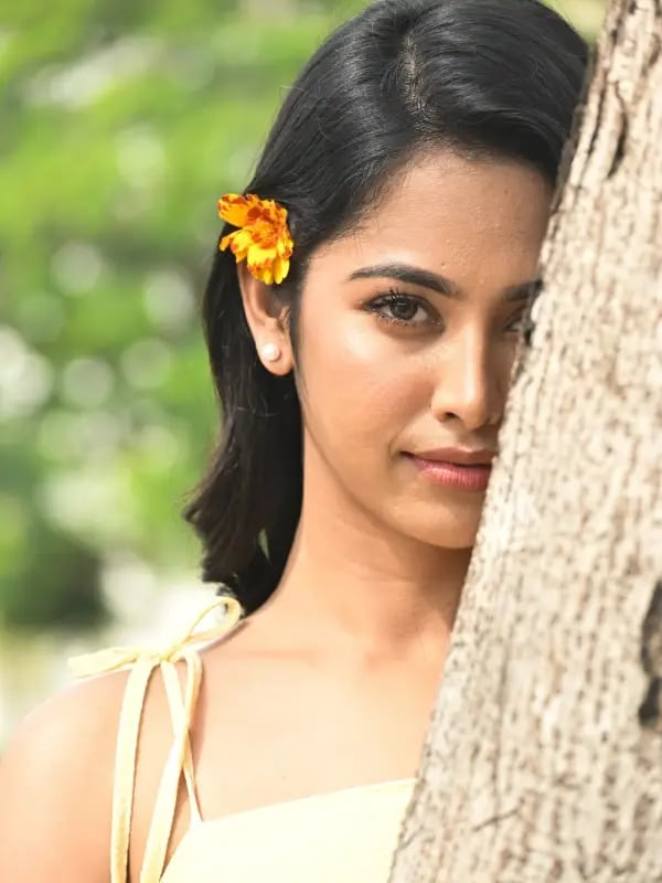 Chat with Gayu sri, the  character AI chatbot