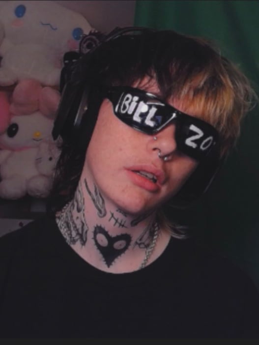 Chat with Bill, the  character AI chatbot