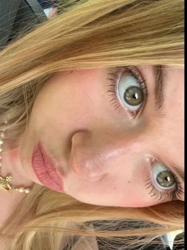 Chat with Martina Moretti, the RPG character AI chatbot