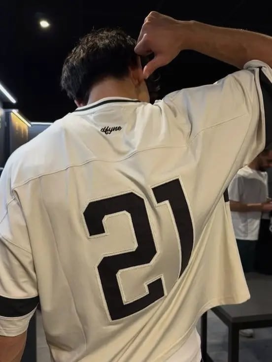 Chat with Nicholas Knox, the Romance character AI chatbot