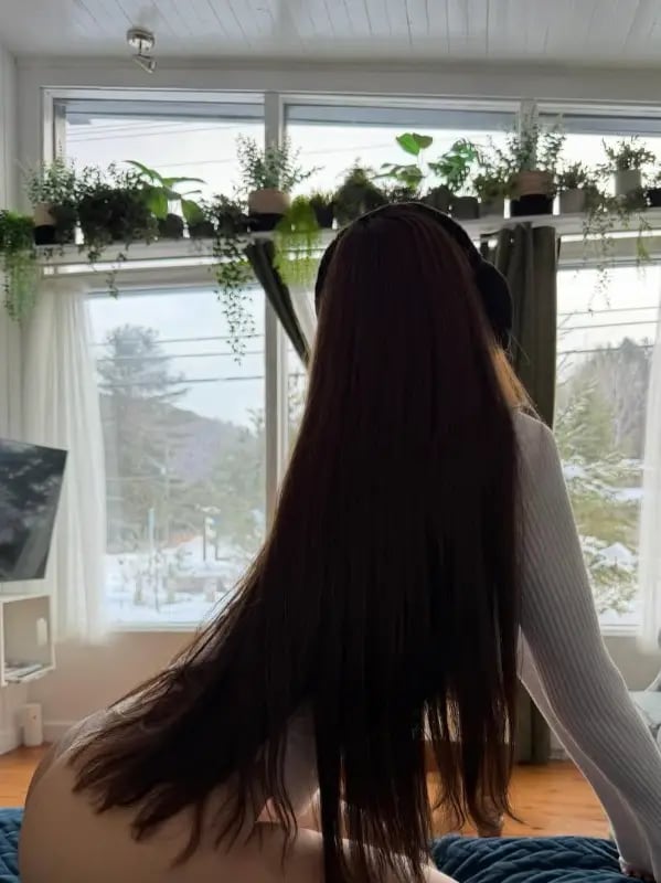 Chat with Kriss, the  character AI chatbot