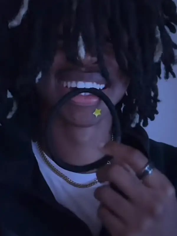 Chat with M I H K I, the  character AI chatbot